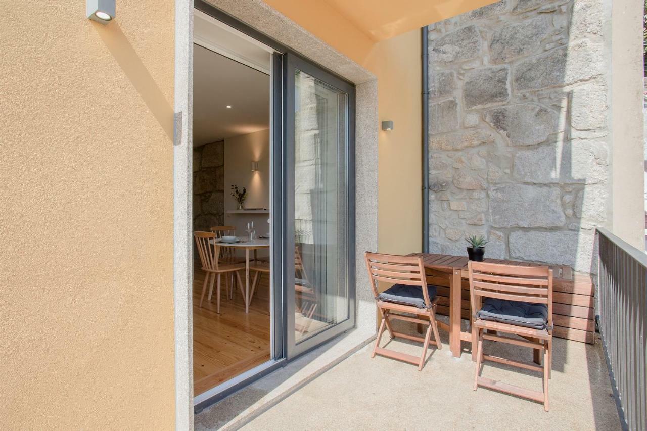 Appartement Liiiving In - Charming Downtown Delight *