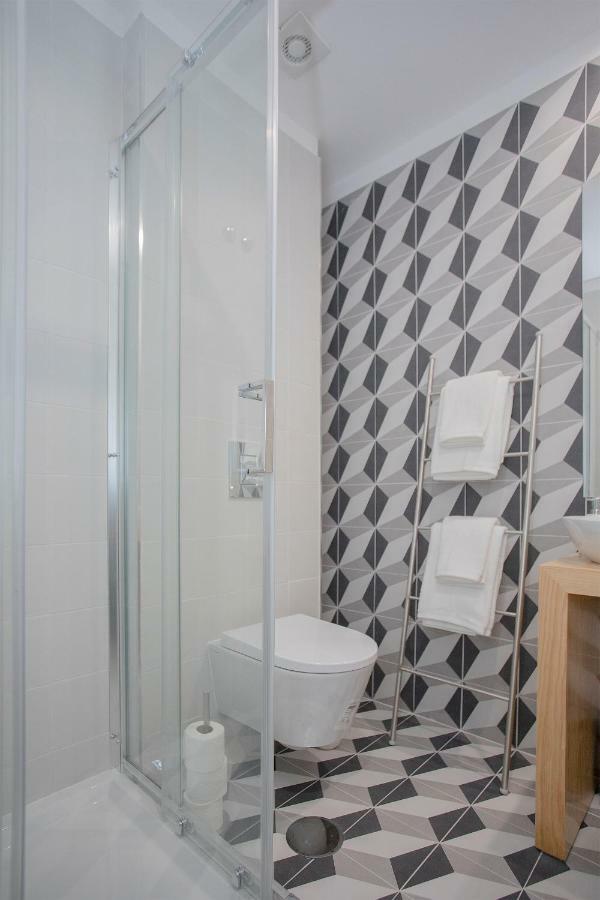 Liiiving In - Charming Downtown Delight Appartement *