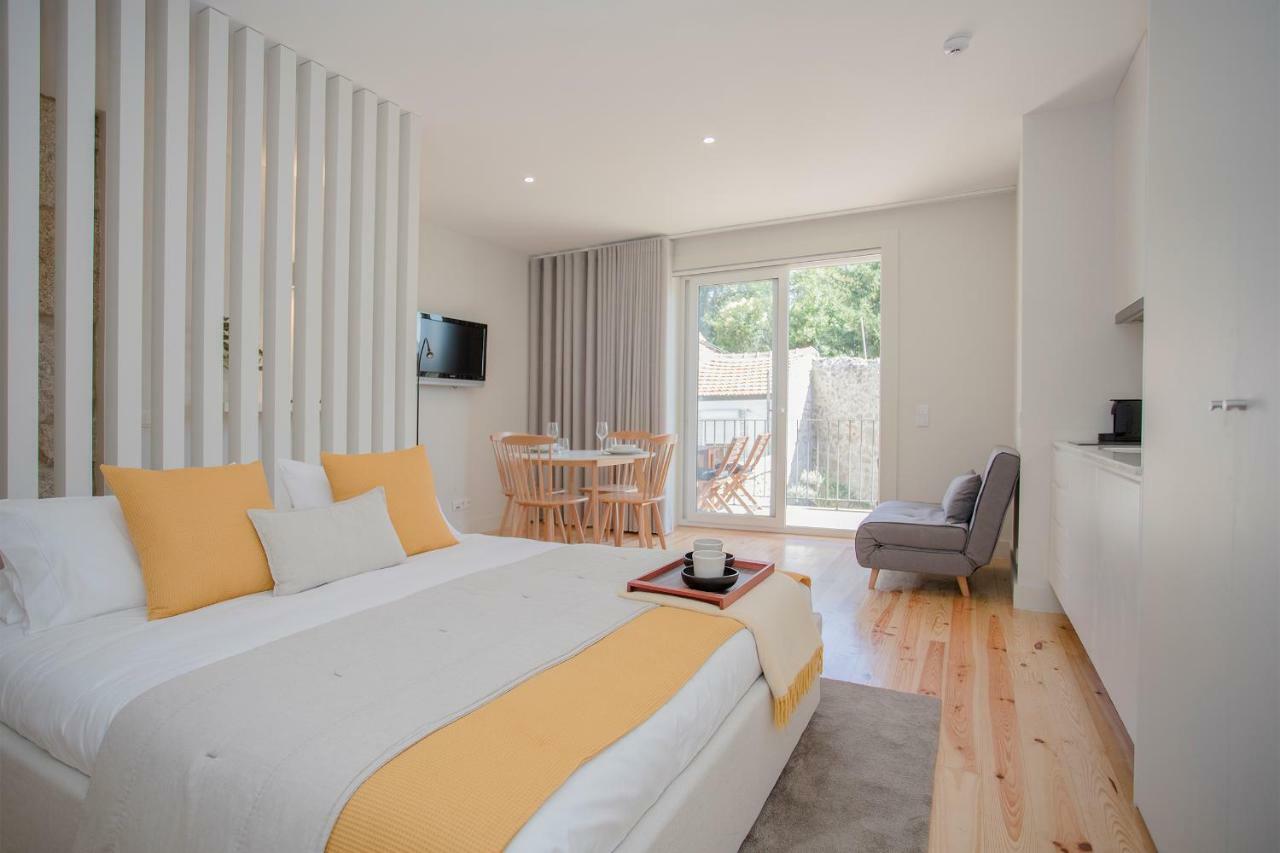 Liiiving In - Charming Downtown Delight * Oporto