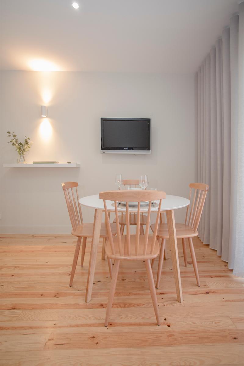 Liiiving In - Charming Downtown Delight Appartement
